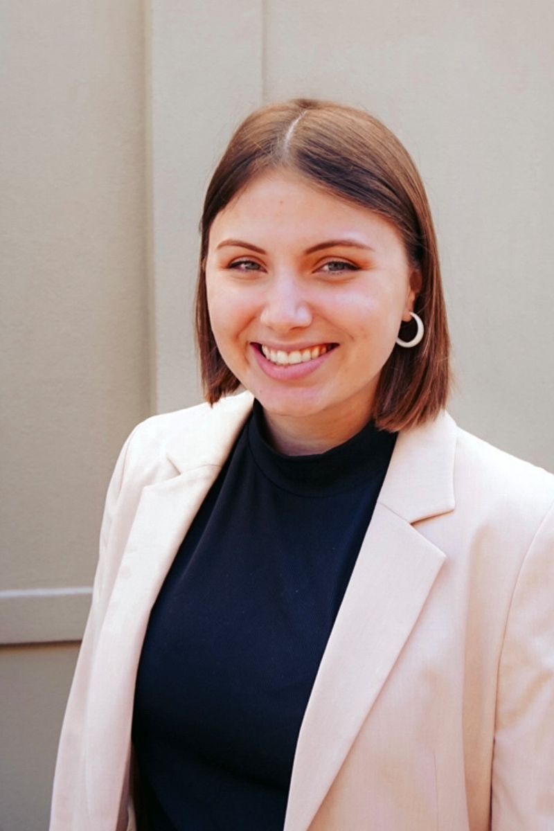 Anna-Strong